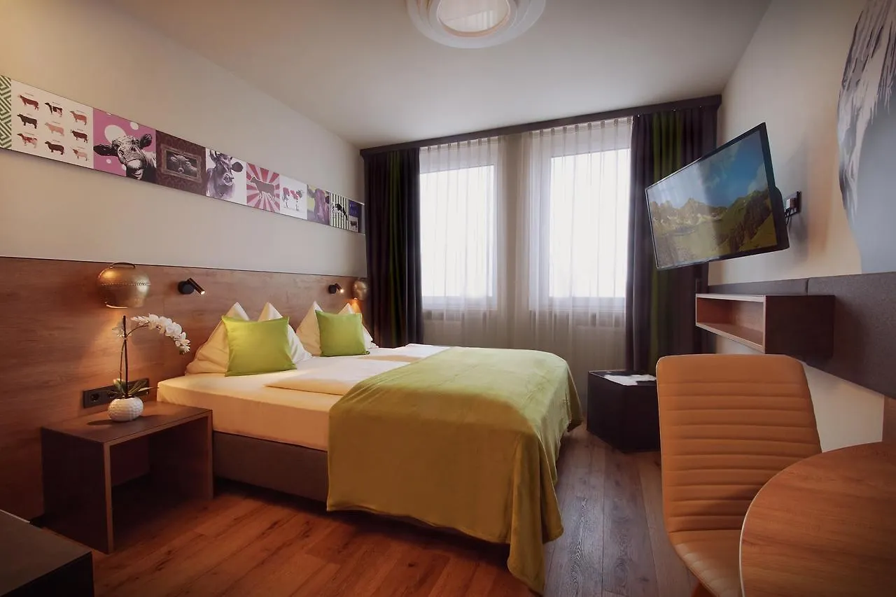 Hotel Peterhof - Urban Lifestyle Kempten 4*,